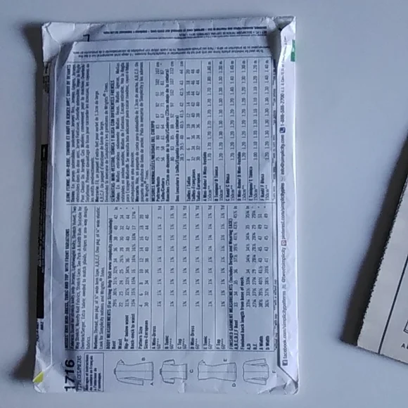 Simplicity New #1716p5 English to Spanish Vintage Pattern SZ 12-20 - Picture 5 of 8